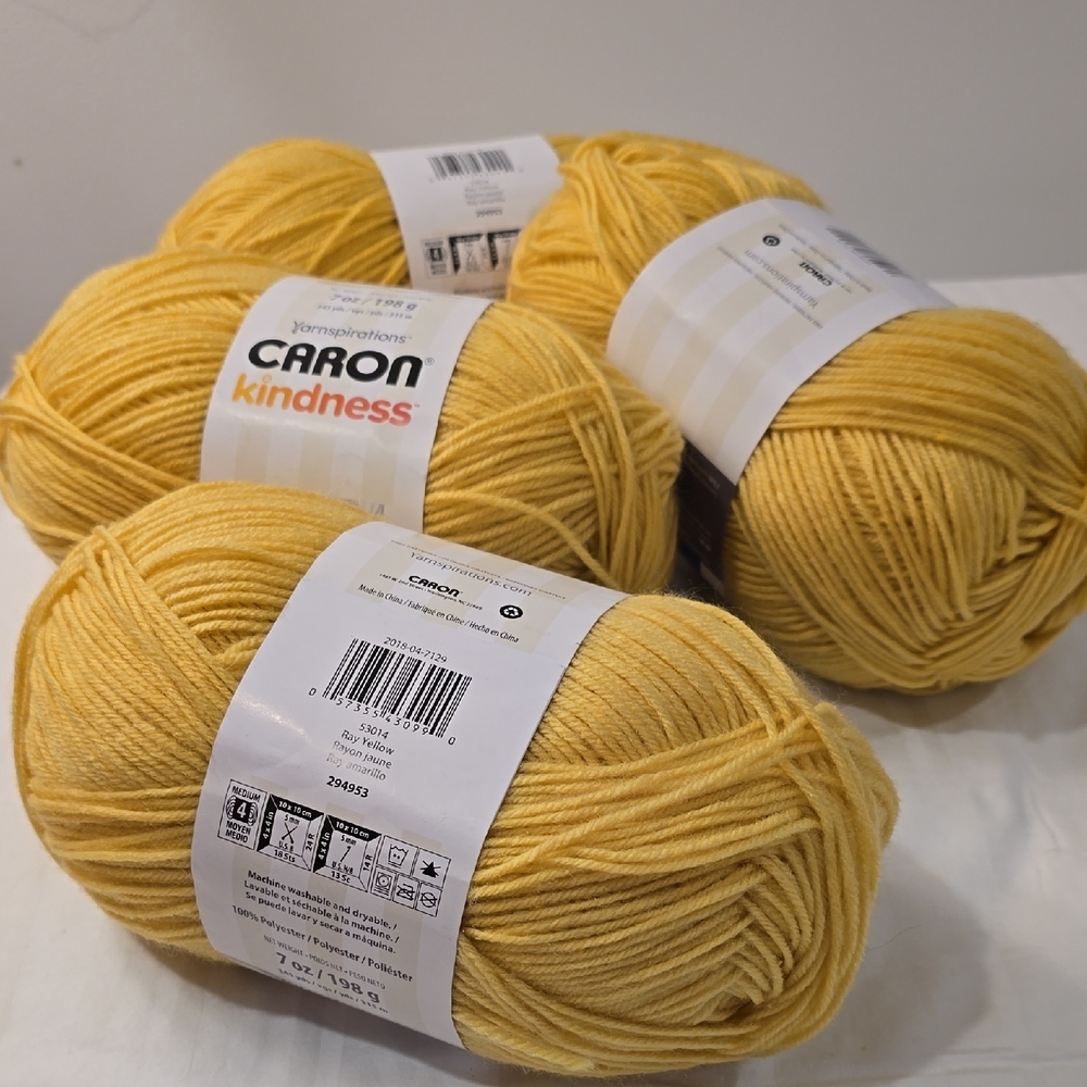 Caron Yellow Yarn Bundle 4 Skeens